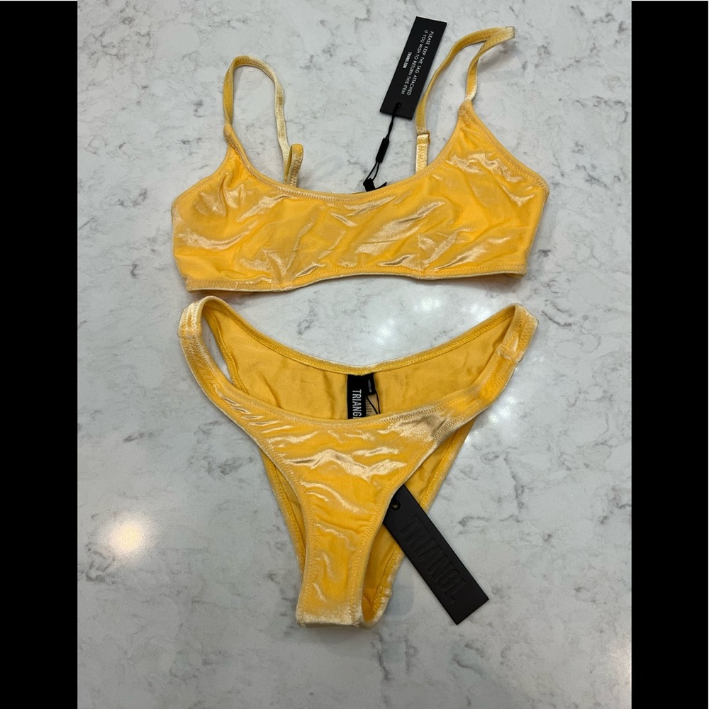 Triangl bikini. NWT. Size medium. Yellow velvet.